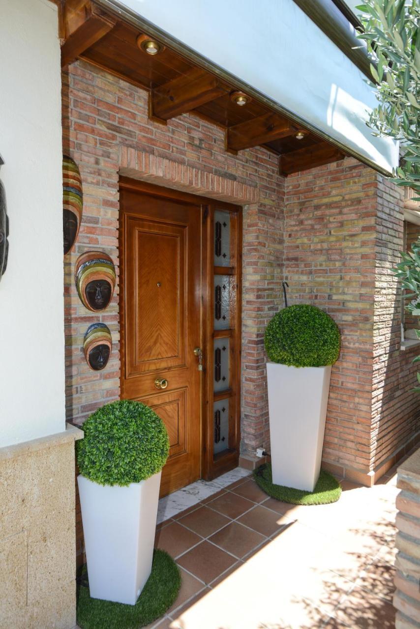 Apartamentos Turisticos Tronca Luxury غرناطة المظهر الخارجي الصورة