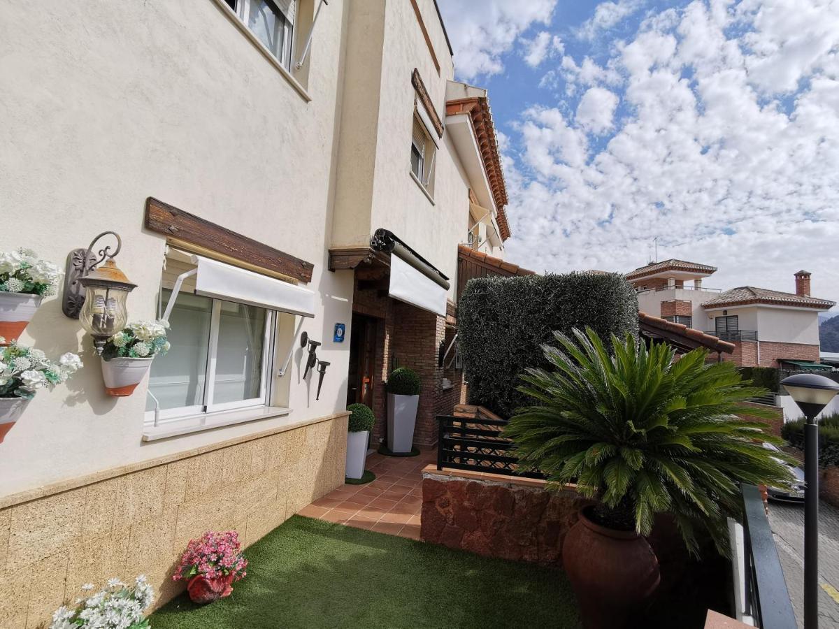 Apartamentos Turisticos Tronca Luxury غرناطة المظهر الخارجي الصورة